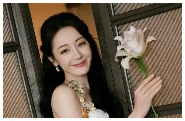 4大女断层引爆热搜,两位85后和两位90后上榜!认可吗?