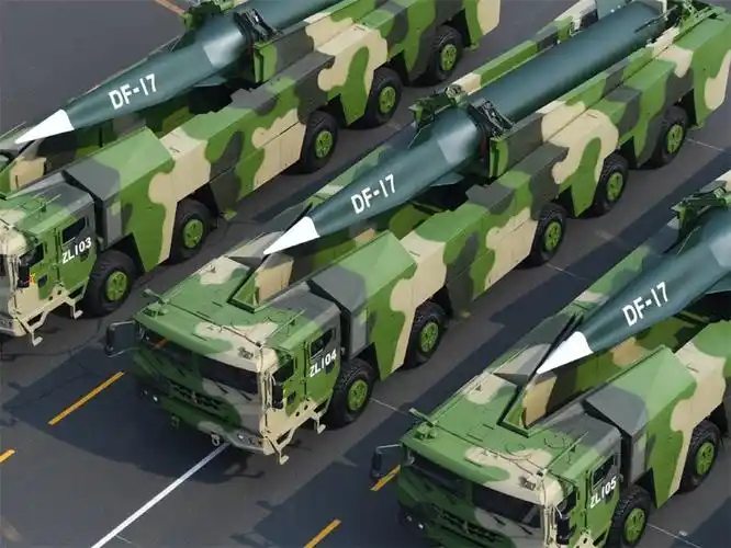 其中一句"东风导弹,使命必达"可以说是,让世界都知道了东风系列导弹的