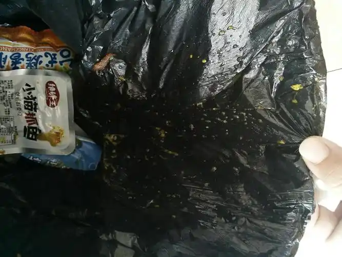 (有图慎入)1个多月宝宝拉的便便总是很稀只看楼主