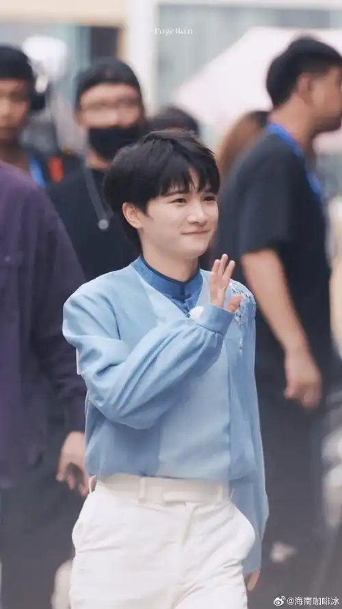 周深@范丞丞adam0616@zb1_cnricky沈泉锐@段晓薇呀和其他社员同学们