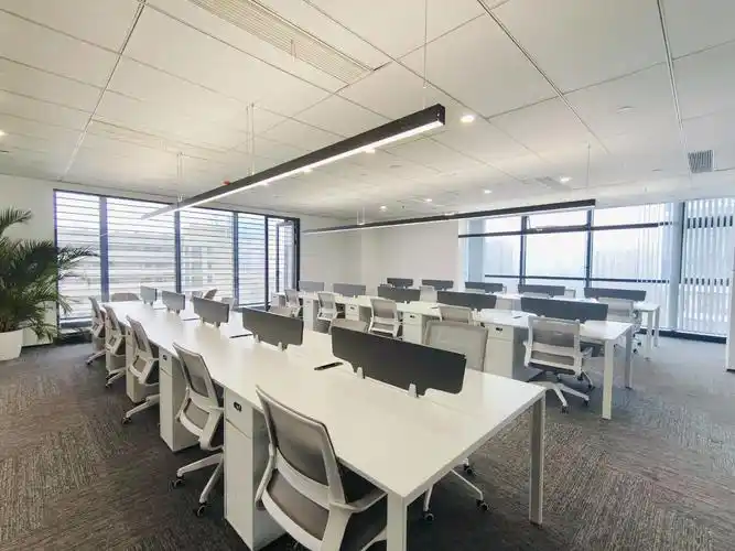 (出租) 这房子不错!  城西大走廊甲级写字楼 豪华装修家具全配