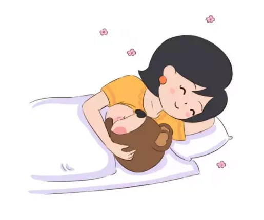侧躺式 很多妈妈觉得可能会比较夸张,但是给宝宝喂奶最好还是讲究一个