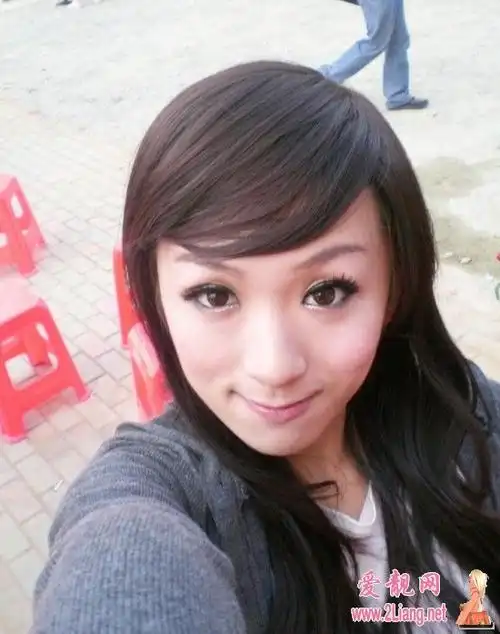 反串达人叶紫涵生活"男装"照曝光!惊!(第2页)