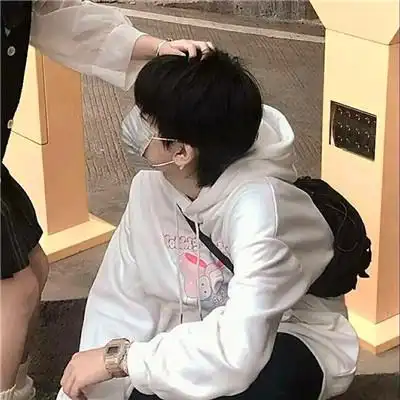 2023很适合年轻人使用的微信情头_情侣头像_美头网