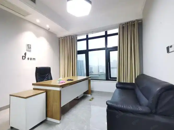 【10图】带办公用品 大华天都70平方精装修1室1厅办公室 随时看房