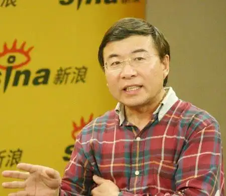 鞠萍的儿子蒋翼遥,现任老公,杨硕,作网络的.