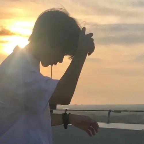 温柔的男生头像