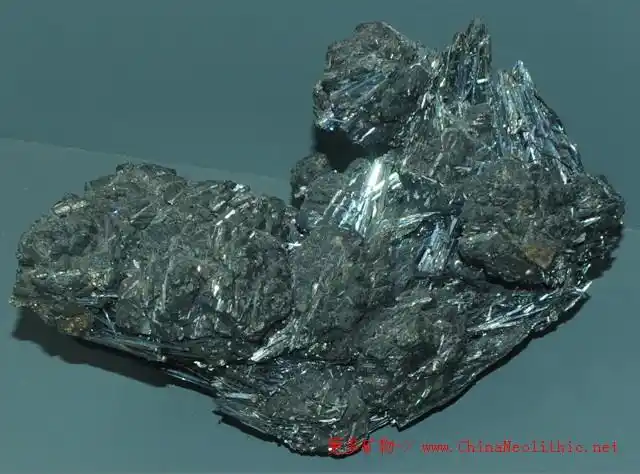 >> 矿物图片 >> 黝锡矿-stannite