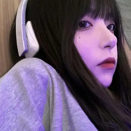 小姐姐的头像真人,女生头像图片-回车桌面