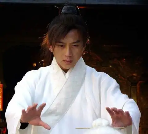 图邓超刘诗诗的最新电视剧倚天屠龙记演绎元末的江湖动荡