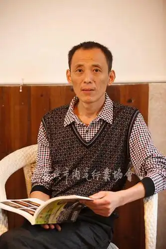 高红军——工艺美术师