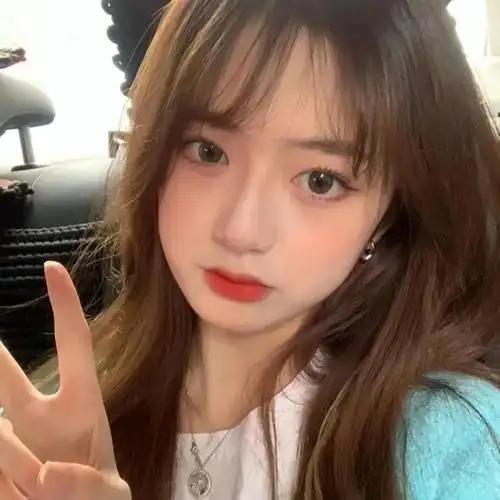 一组乖巧可爱女生头像请签收