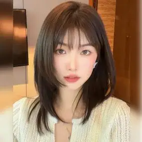 小鱼假发女中长发网红时尚内扣锁骨发型自然圆脸直发全头套假头发