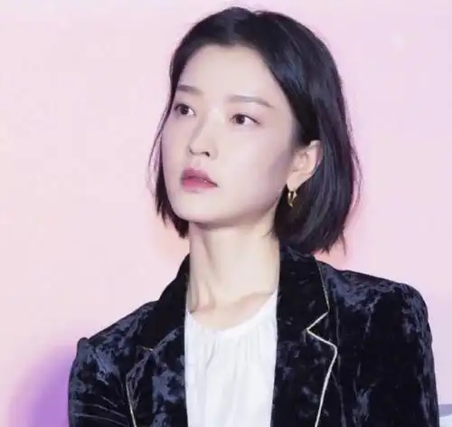 方脸不觉得丑的5位女星,倪妮杜鹃很高级,她最好看!