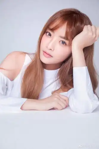 兔子牙最新写真 清纯可爱气息尽显无疑20p_游戏明星 - 游戏罐头