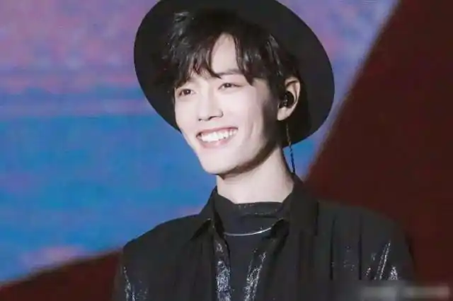 肖战因为笑容荣登top1,粉丝:你的微笑,我来守护