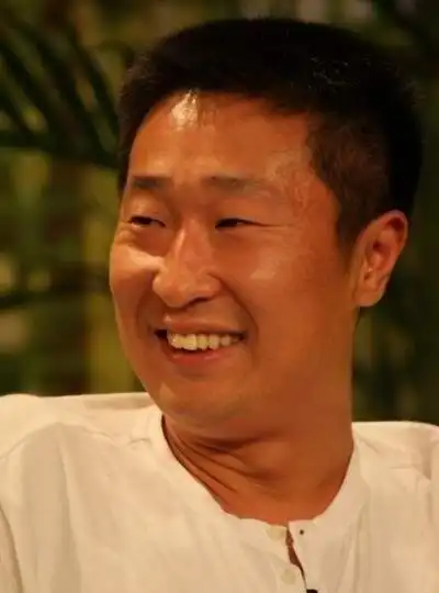 林永健父亲去世比较早把岳父母当亲爸妈比亲闺女还孝顺