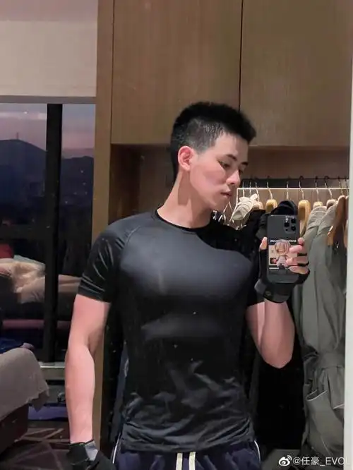 腹肌有余所以什么时候能看呢