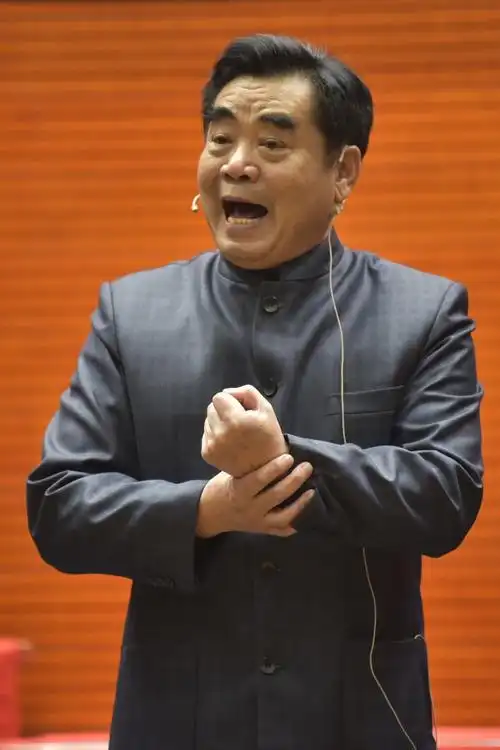 《沙家浜》 剧中人物 郭建光