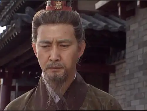 美人自古如名将, 不许人间见白.