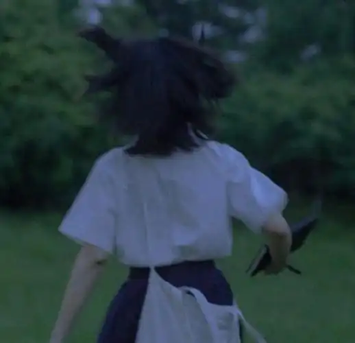 接受自己的普通,然后拼尽全力去与众不同  不露脸女头/短发/青春/自由