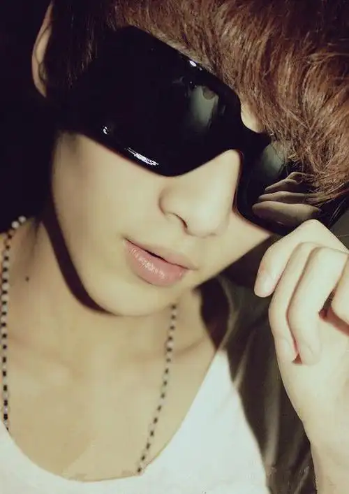 非主流帅哥大图