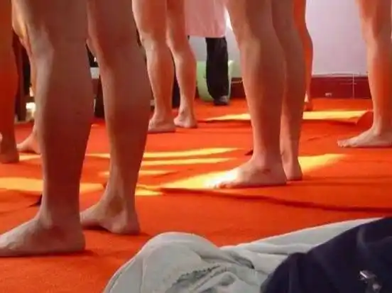 军队征兵要裸检原来竟是这样!