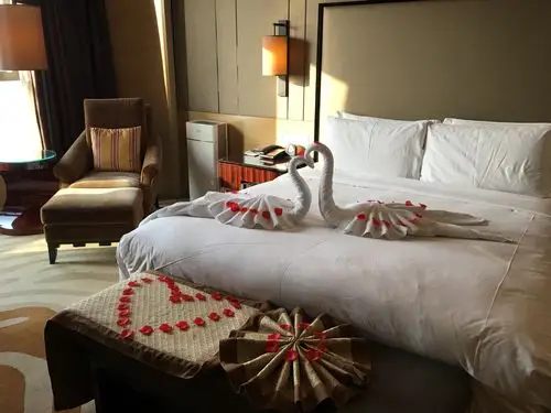 花式床品布置,感受唐山富力 club intercontinental ~-洲际酒店集团