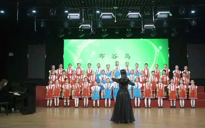 童声合唱《布谷鸟》 赣州市章页区第二小学小雨滴合唱团演唱
