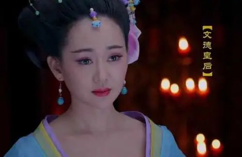 《武媚娘传奇》,妆容打扮是真的惊艳众人,给人的感觉也是温文儒雅的