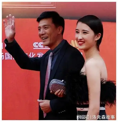 茹萍二婚嫁刘之冰女儿却走她老路晚年带孩子成金牌姥姥