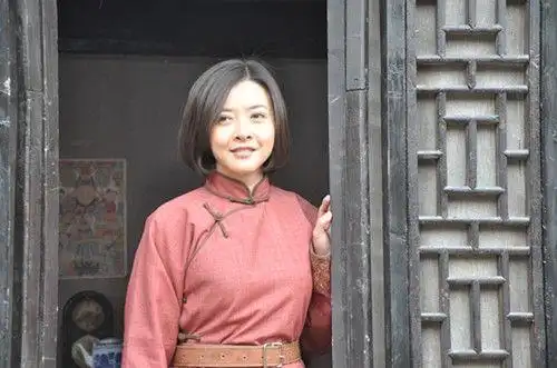 《战火兵魂》热播 张宛庭上演女追男引关注