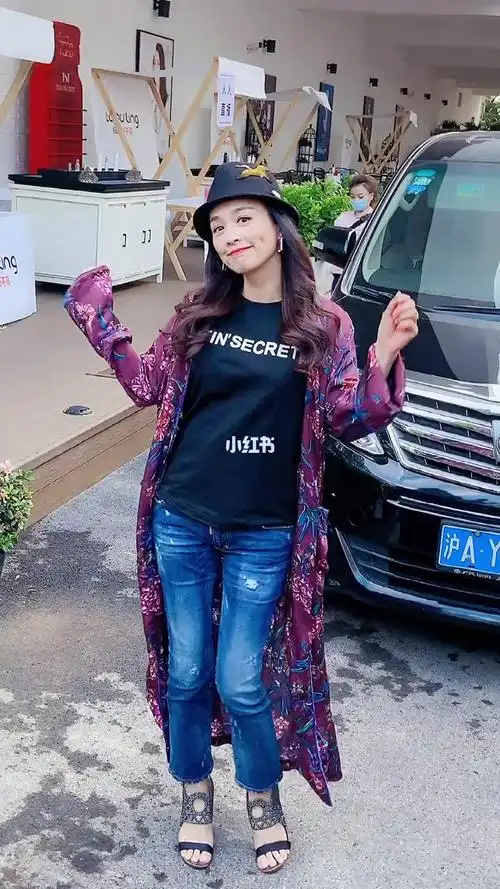 52岁的张庭身高165体重82斤