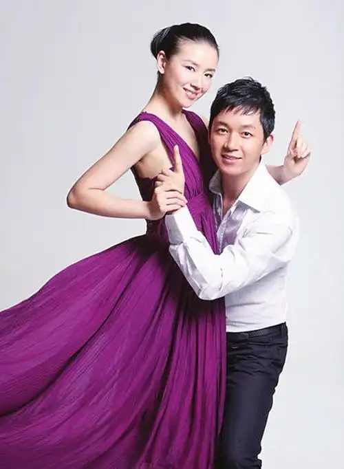 在儿子生日这天,潘粤明不仅在公众平台送去祝福,而且还艾特了前妻董洁