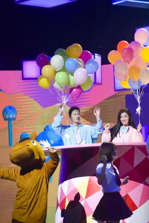 首页 热门图片 综艺 韩庚《快乐大本营》高清综艺剧照图片上一张 下一