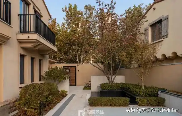 卡梅尔|600㎡现代意式别墅设计,尽显成功男性的精致品味