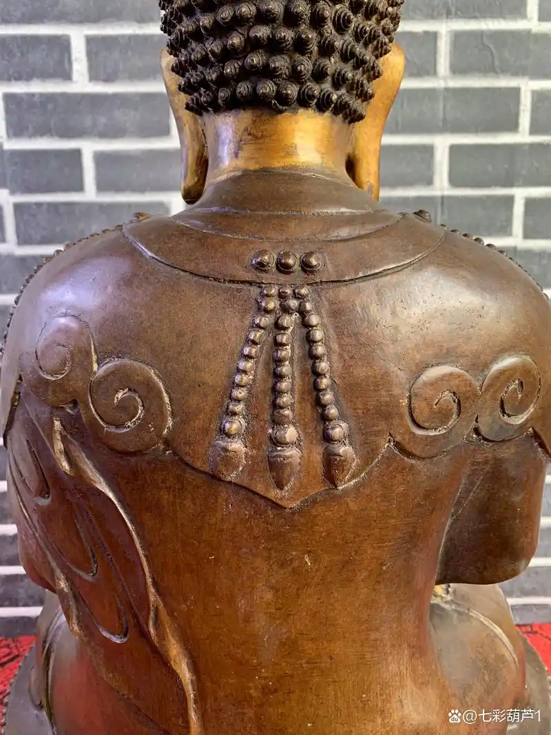 明代鎏金铜佛像,品相如图,保存完好