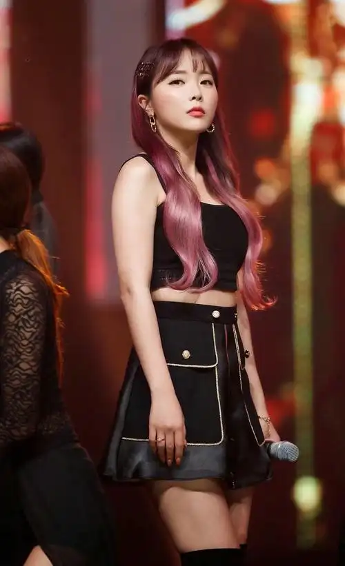 洪真英高清写真集丨精选壁纸丨无水印版|写真集|壁纸|洪真英_手机网易