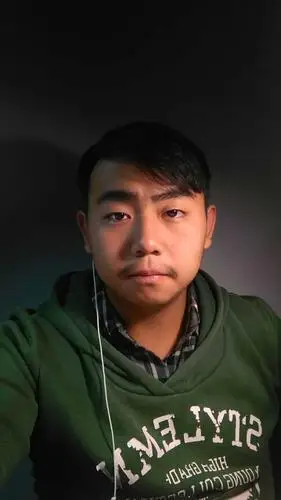 我一米七 ,两百斤,现在高二