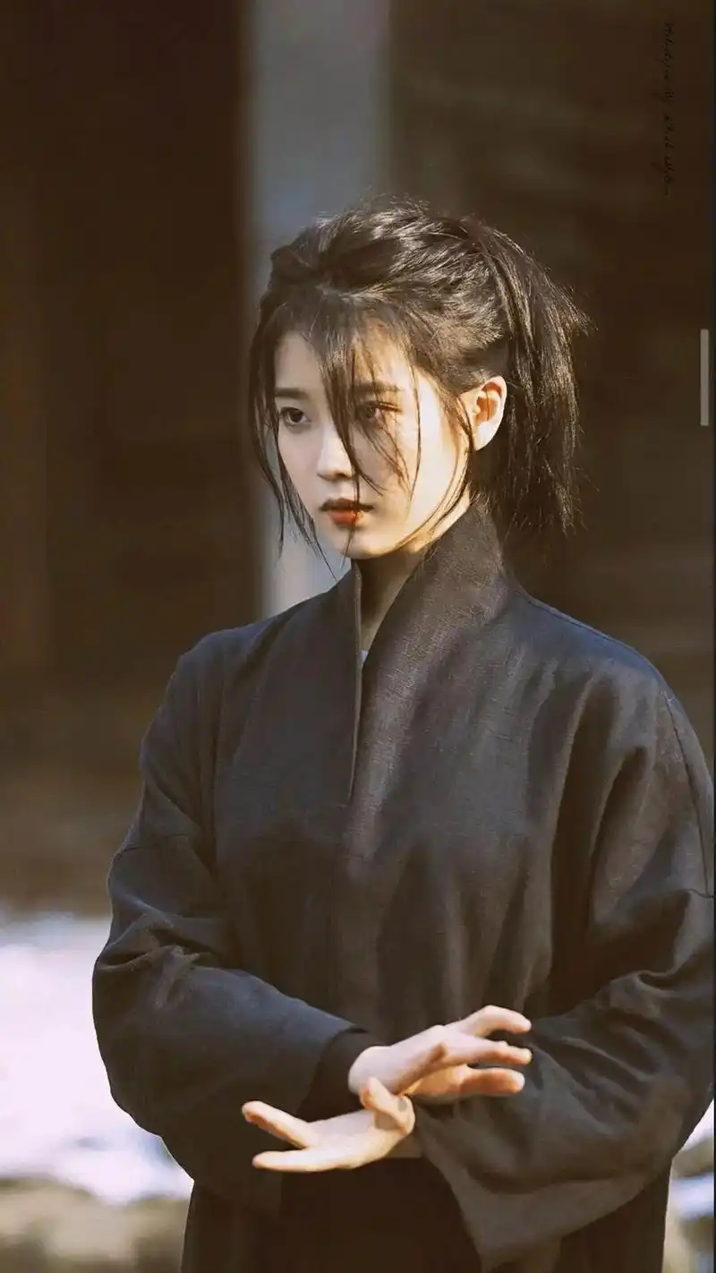 评论区留下你们保存的丽姐古装照#创作灵感 #iu李知恩 #i - 抖音