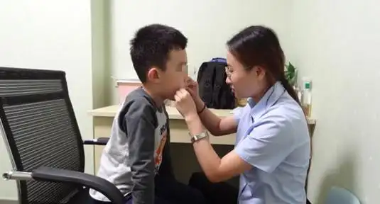 男 5岁 功能性构音障碍