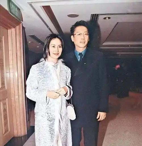 何超琼|何超凤|赌王何鸿燊_网易订阅