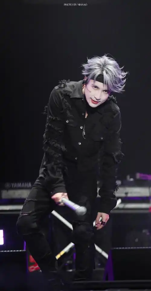 1022淮安龙宫音乐节又甜又酷我的百变joker@薛之谦薛之谦超话#薛之谦