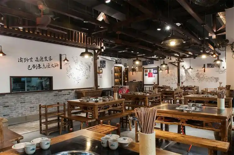 火锅店店面空间设计效果图