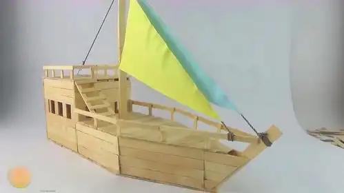 没用的冰棒棍别急着扔,做一部帆船玩玩挺不错的!