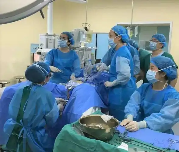 用妇科微创技术 让更多女性受益_手术