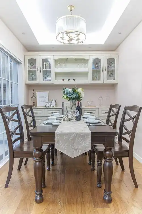 二居室美式风格家餐厅布置图