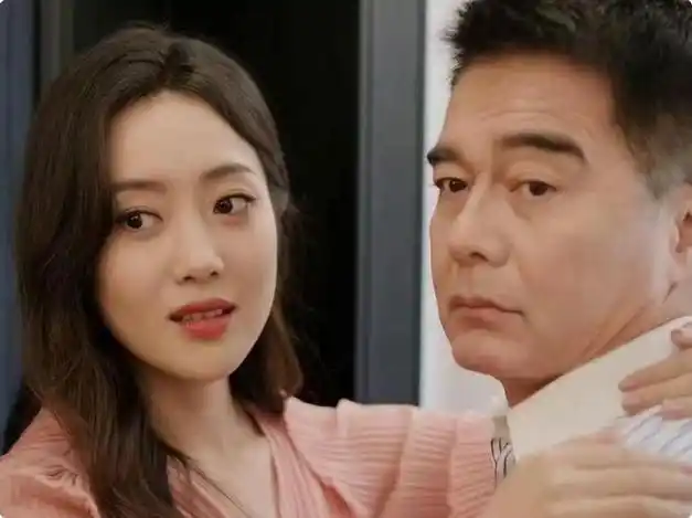 眼的女配,颜值一流,身材一流,还是环球小姐亚军|杨紫|许龄月_网易订阅