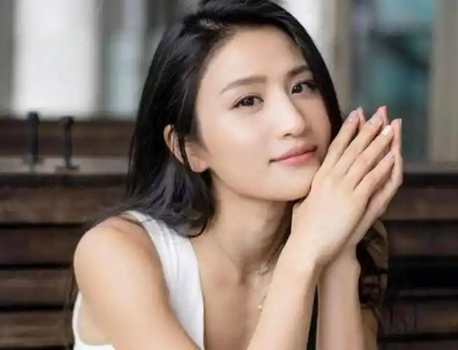 赵小侨|31岁tvb女星宣布二胎流产!连续几天流血阵痛,在家休养心情失落