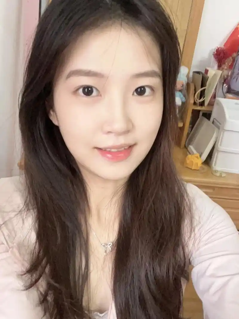 对我来说 那是一段小有遗憾的幸福时光.#素颜 #女大学生 - 抖音